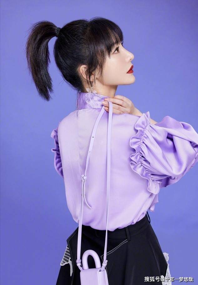 好身材|柳岩真是放得开，穿吊带流苏裙不遮掩好身材，曲线玲珑让人羡慕