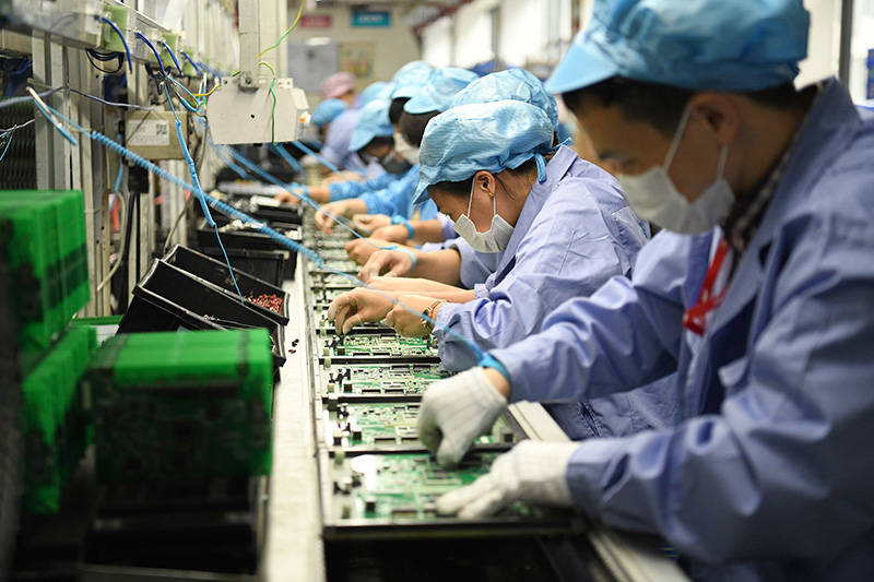东莞企业月薪6000招不到人年轻工人到哪去了徐福记老总这样说
