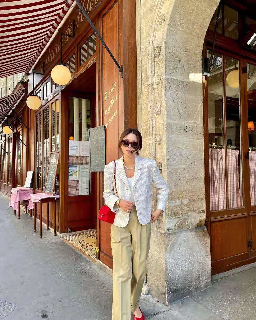 简风|“我”最会穿极简风！4类鞋子的时髦造势，赢得优雅漂亮