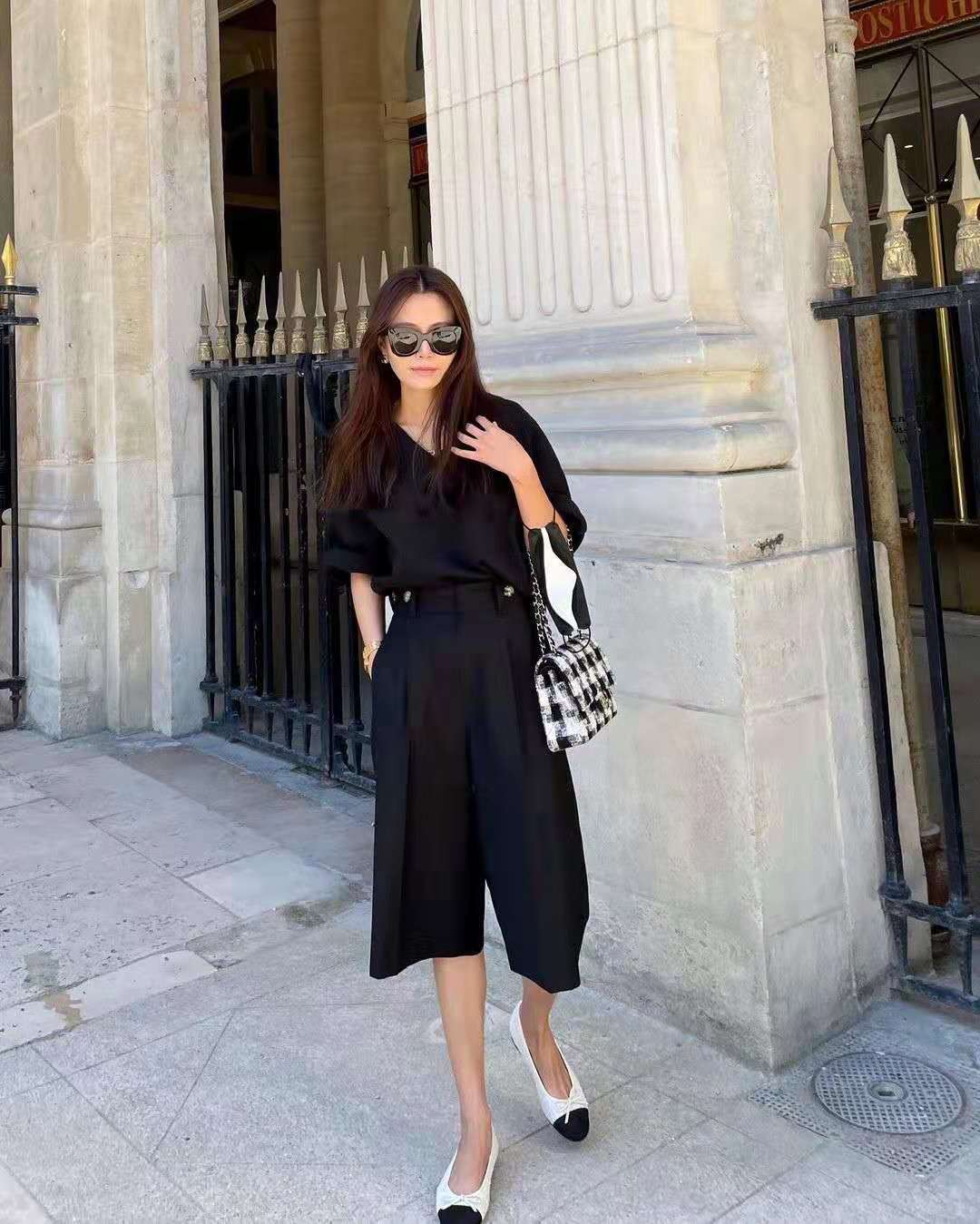 简风|“我”最会穿极简风！4类鞋子的时髦造势，赢得优雅漂亮