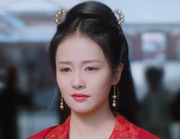 角色|《周生如故》吴曼思好美啊,三年演了五个配角,惊艳也很有气质