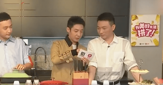 行走|行走的活字典：康辉！撒贝宁遇到不认识的字，第一时间打电话给他