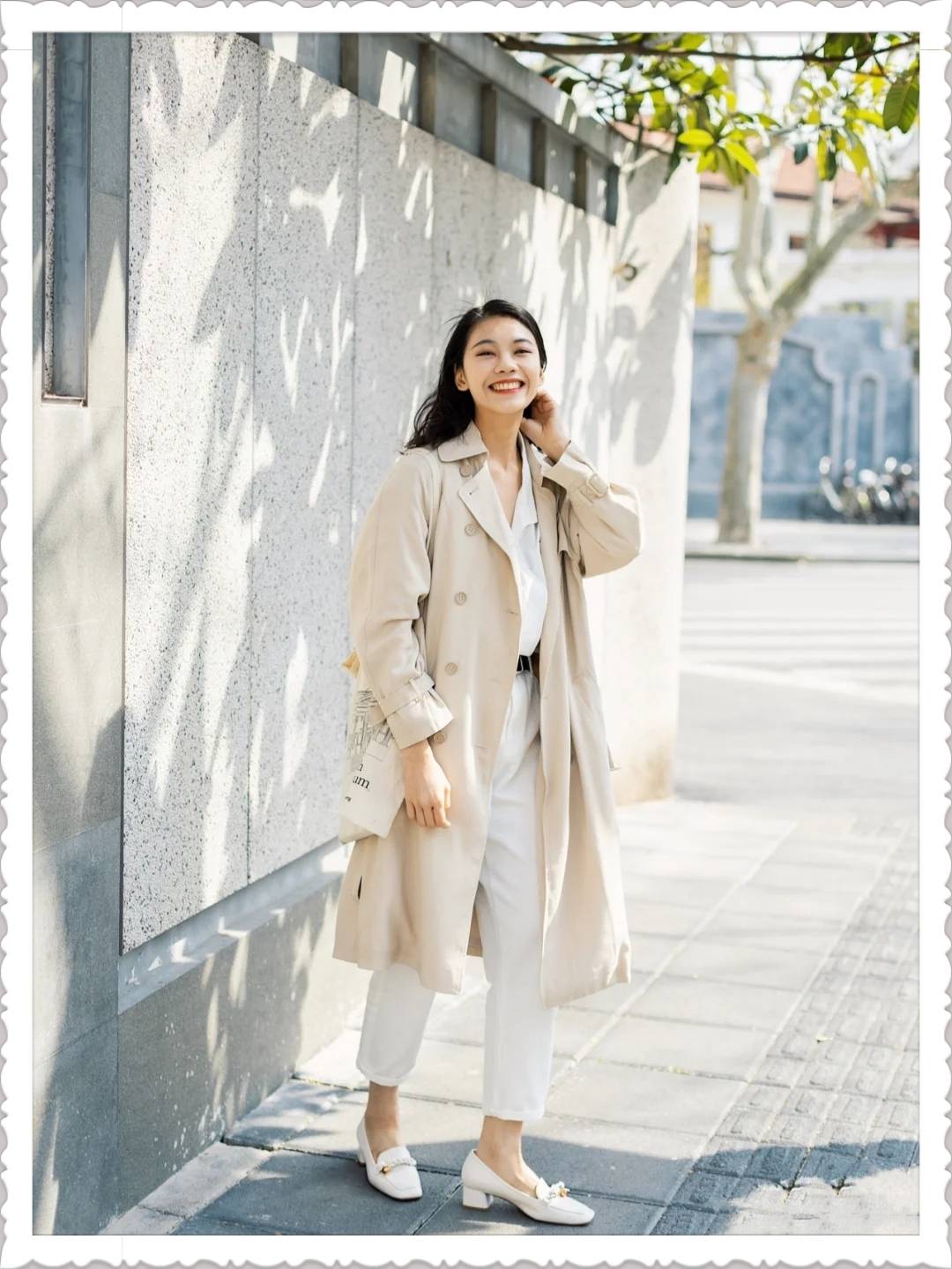 流苏|小白鞋不火了，今年爆红的这款鞋子，配西装和裙子很美