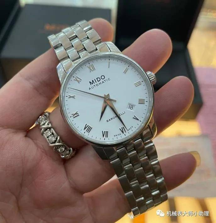 既然手表品牌存在鄙视链，那你戴的手表是什么档次？
