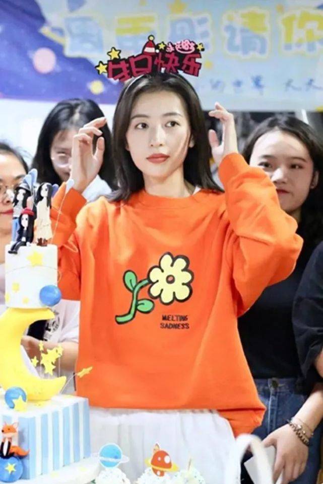 品牌|被Supreme曝光的Dickies，新联名已刷爆朋友圈/排队抢购，新合作款发售！