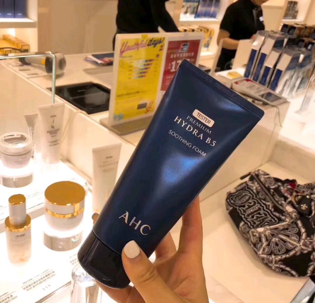 黑头|三效合一,细小毛孔,终结黑头,不紧绷，这些洗面奶值得！