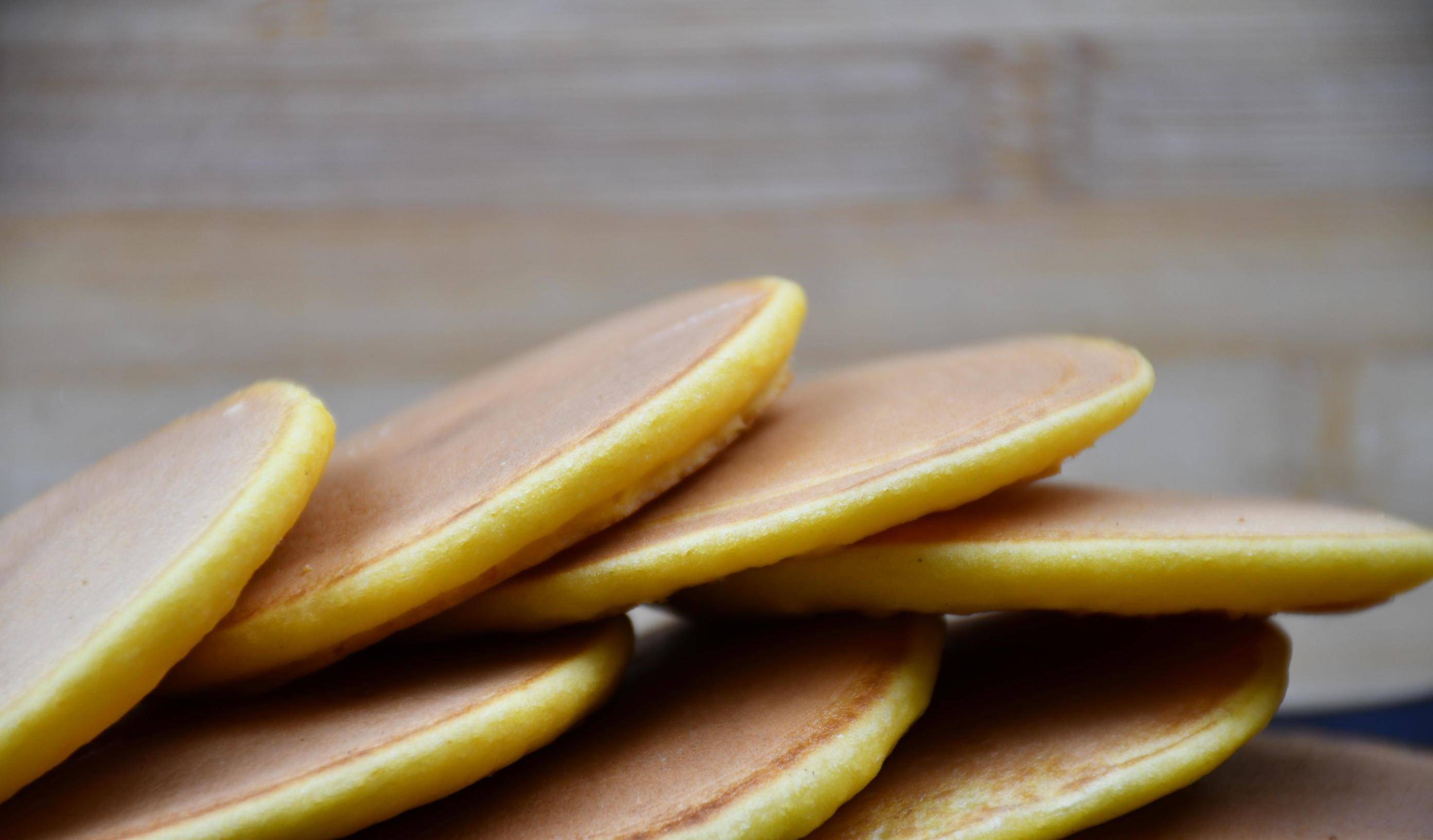 做法|粗粮细做,玉米面最好吃的做法,5分钟搞定家人早餐,比油条好吃