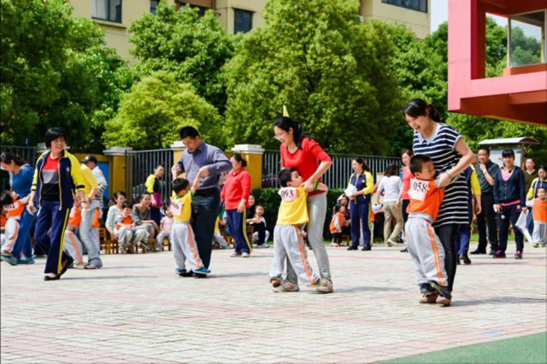 小熊|想让孩子在幼儿园受重视最好别送礼，懂得这些潜规则，孩子更吃香