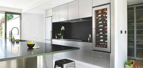 需求|嵌入式或齐平式葡萄酒储藏柜：EuroCave重新定义您的室内设计