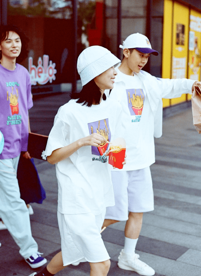 品牌|被Supreme曝光的Dickies，新联名已刷爆朋友圈/排队抢购，新合作款发售！