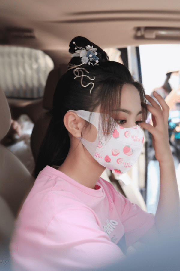 仙女|杨超越新剧绝美路透，重紫妆化让人惊艳