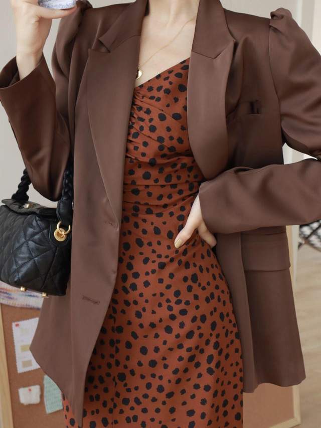 黑色|复古潮流的姐妹装，同款不同颜色，穿出不同的韵味，秋天必选