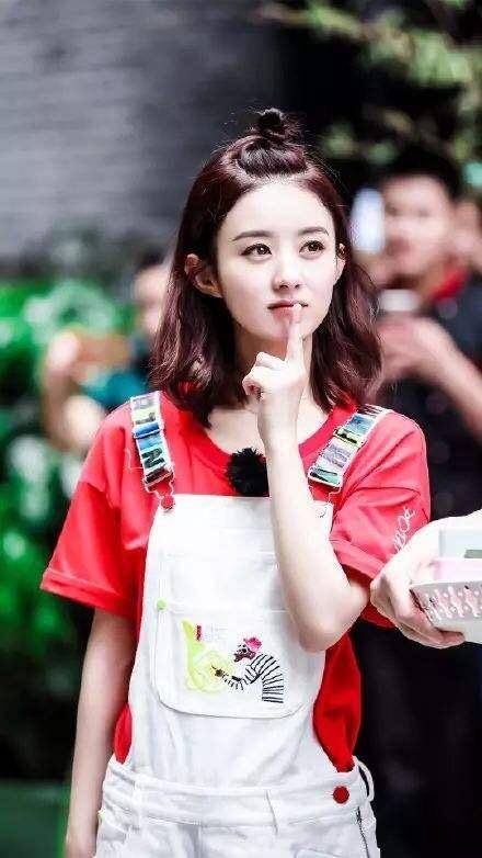 橡皮筋|很适合“扮嫩”的3种发型,女人到了30岁这样扎,精致又减龄