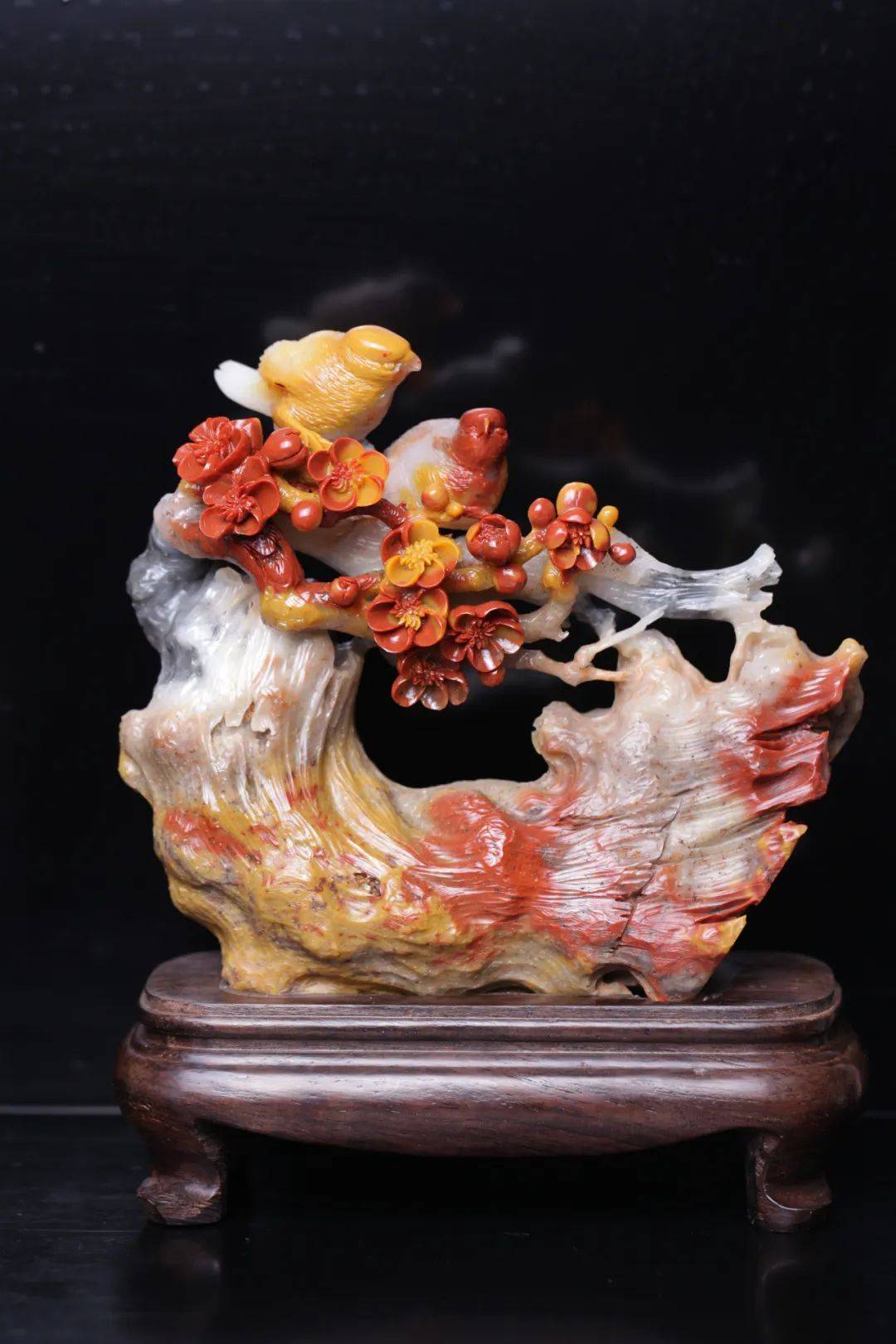 彫刻・オブジェ中国　琥珀彫刻　山水人物文　置物　N　3624