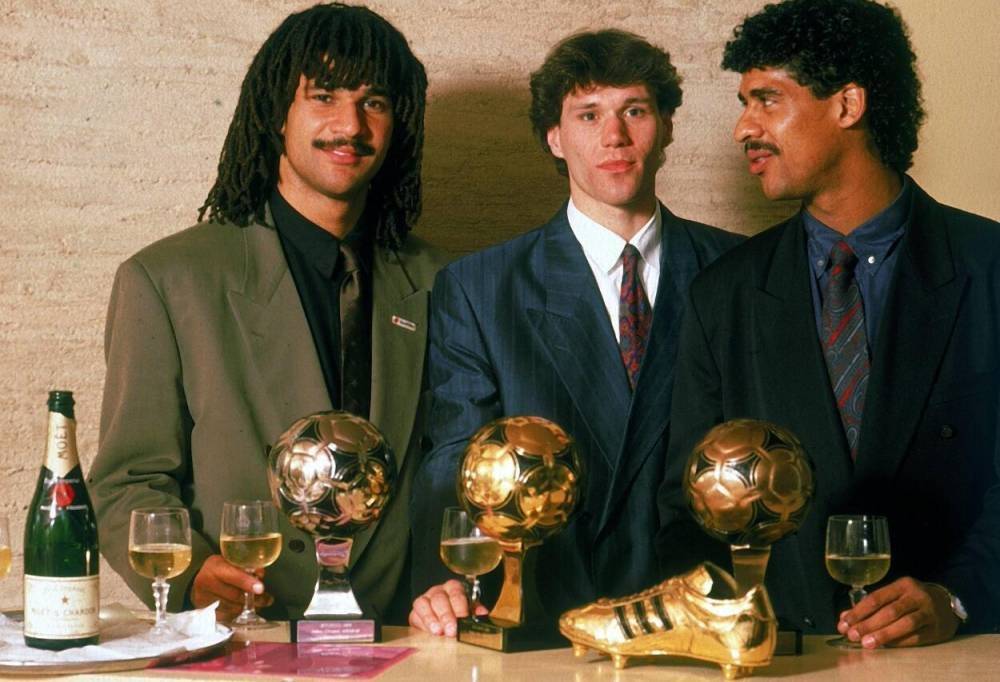 古利特(左)范巴斯滕(中)里杰卡尔德(右)