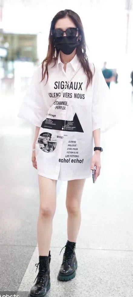 运动鞋|逛街偶遇杨幂…她穿短裤时总穿这几款鞋