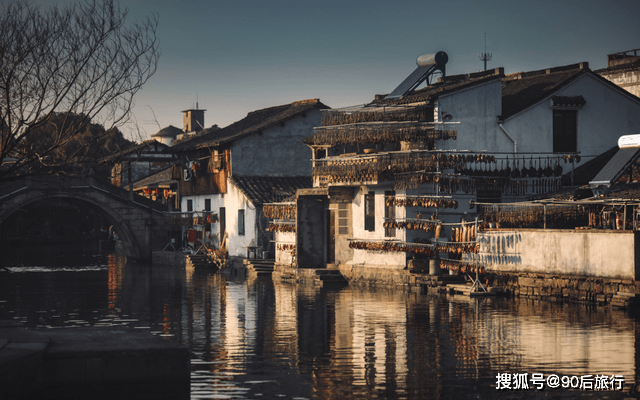 安昌古镇的桥 67e0da528262472d844d5d065aab376c.png