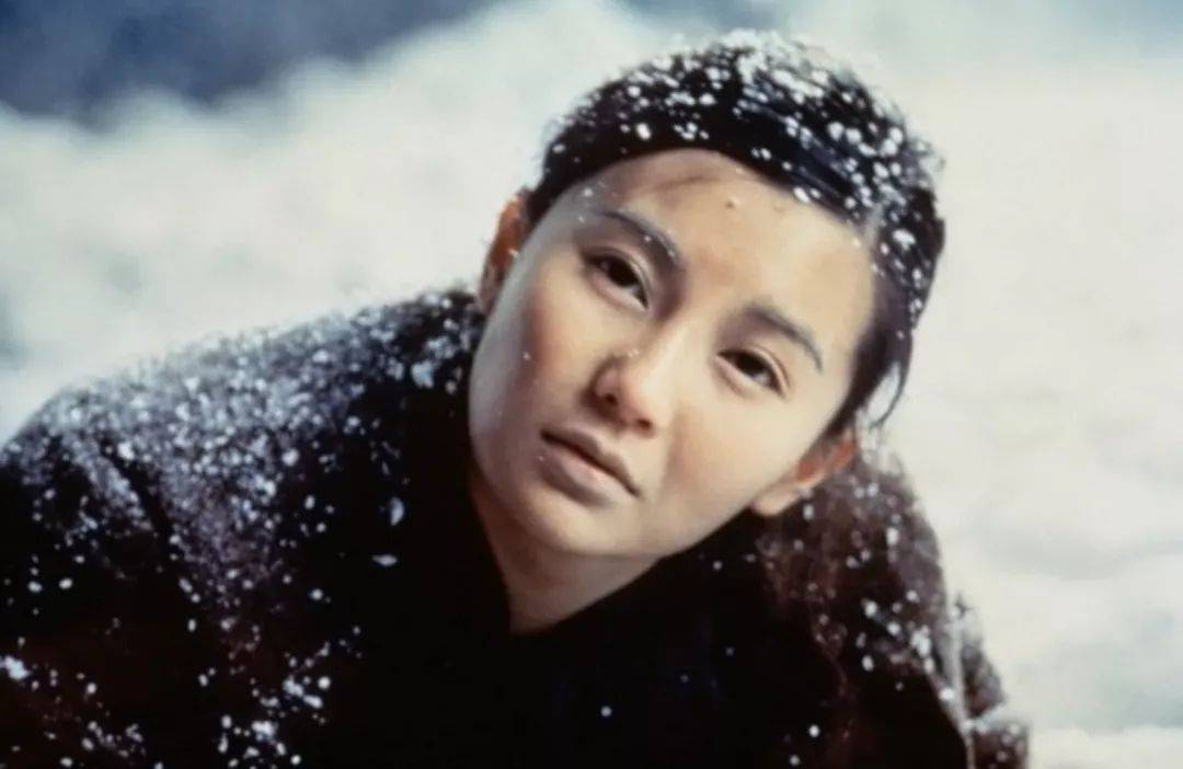 电影|《胭脂扣》《阮玲玉》《长恨歌》：动作巨星成龙投资的经典文艺片，帮助梅艳芳