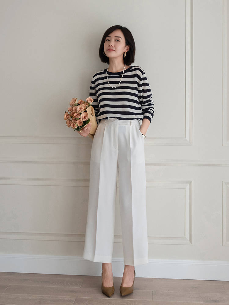 显得|小个子女生入秋就这么穿，蓝色衬衫搭高腰裤又飒又美，显高又显瘦