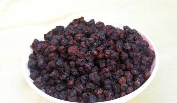 症状|肝脏有了问题，身体会出现这6个症状，发现1个就最好去检查下