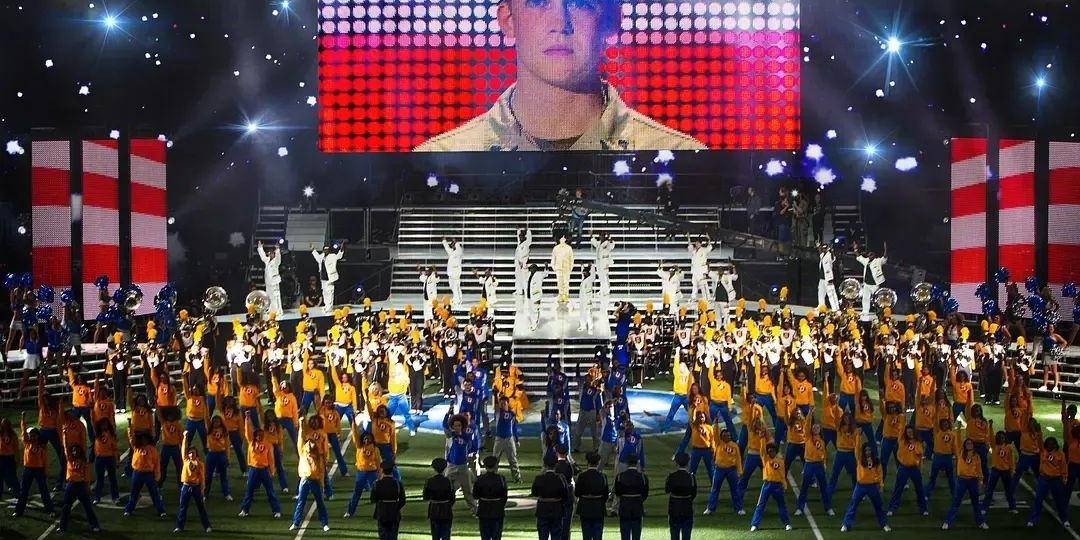 安德斯|个个票房惨败，个个都是经典，有的因巨亏1.5亿，导演郁郁而终