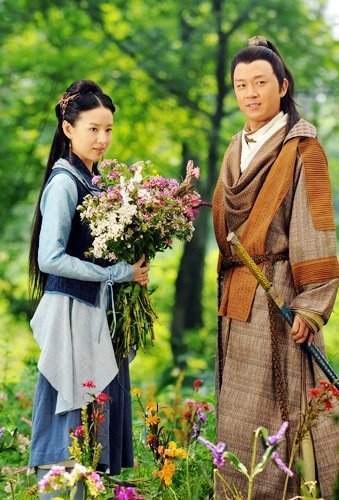 张雨绮|从《云南虫谷》潘粤明和张雨绮的CP感，想到了他和董洁的双剑合璧