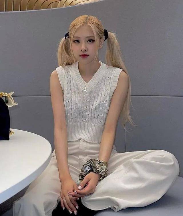 杨玲|如何复刻《乔家的儿女》的九十年代时髦？