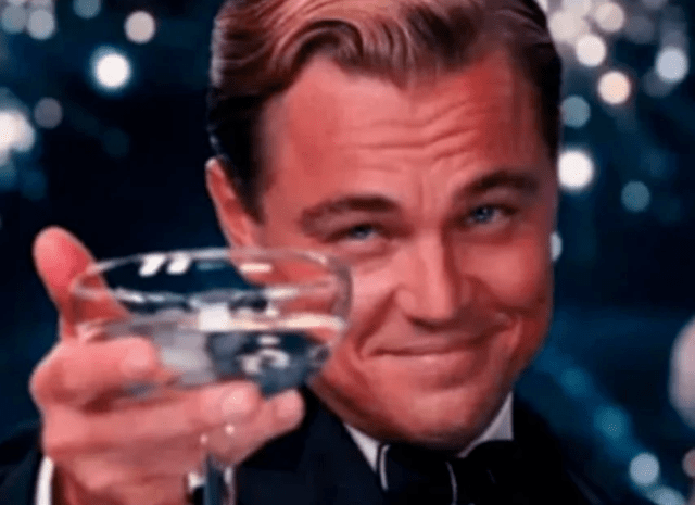 周星驰|电影史上“最无法超越”的4个瞬间，小李子举杯，周星驰的苦笑