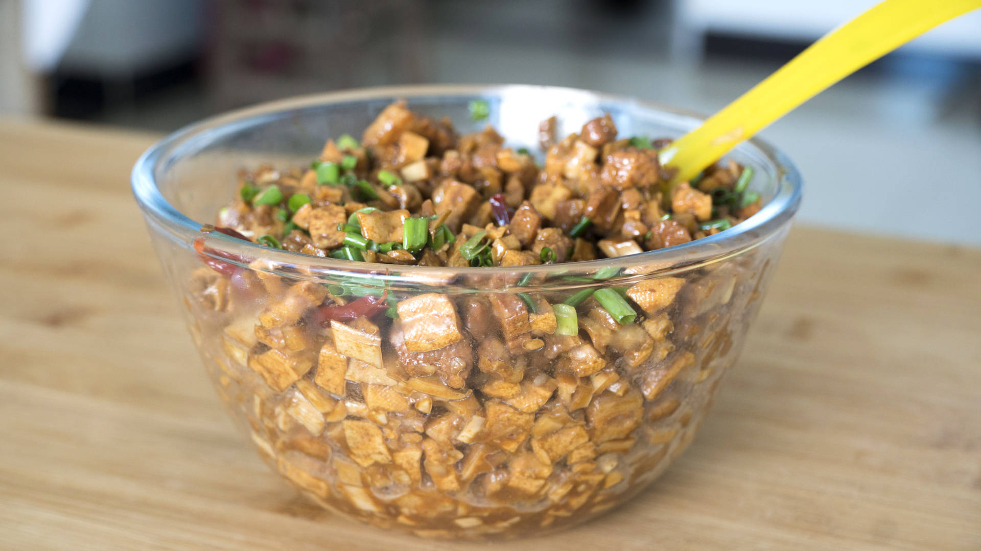 干辣椒|教大家在家做糯米卷!口感独特!咸香软糯!