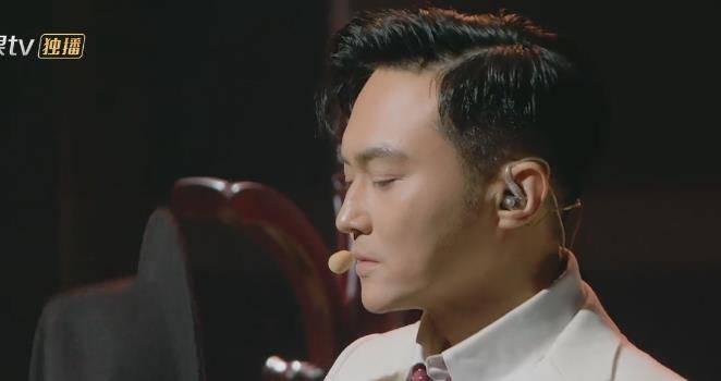 rap|张智霖跳舞太会扭，袁咏仪自嘲：以前没有体会过这快乐