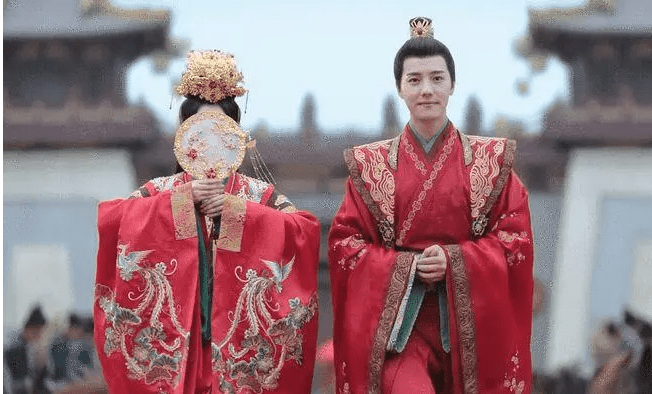 楚让|连续5天收视第一，全网热度第三，网友：终于有部看下去的古装剧