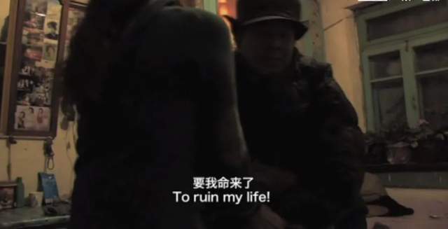 老唐|他，80岁，东北人，失业50年，只有在小女儿面前，他才卸下心防