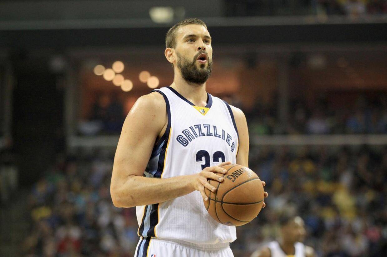 全明星中锋被湖人送走,或告别nba!_加索尔