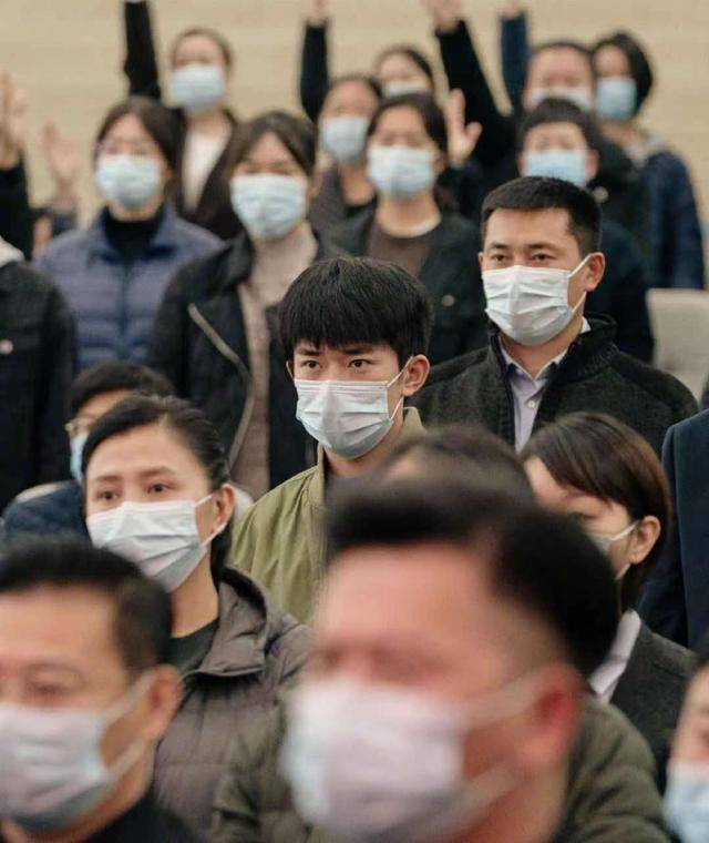 面孔|《中国医生》定档,主演都是熟悉面孔,特邀主演却让人坐不住了!