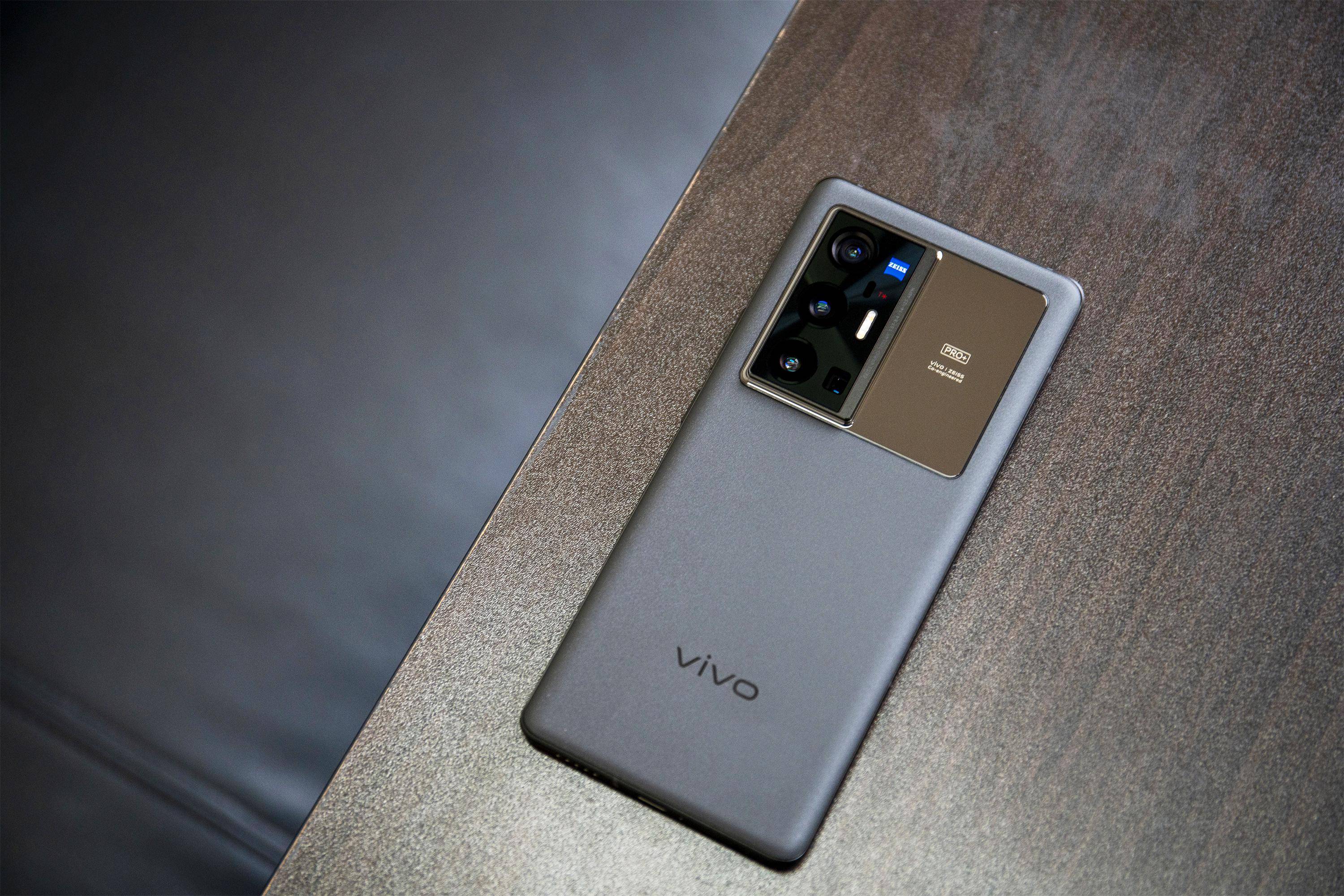 配色设计有创意,vivo x70 pro 把高级感刻进骨子里