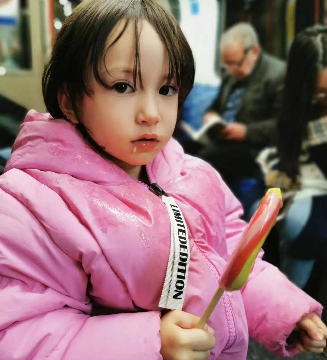 因为|脱口秀新人张踩铃：好的喜剧是因为戳中了痛点