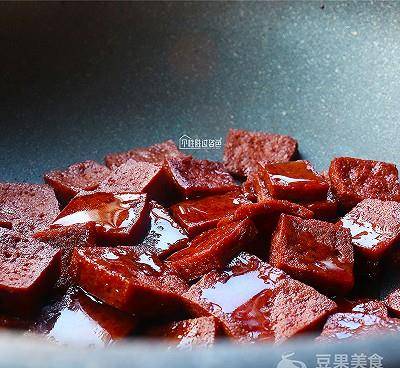 汤汁|上海特色小吃——蜜汁豆干