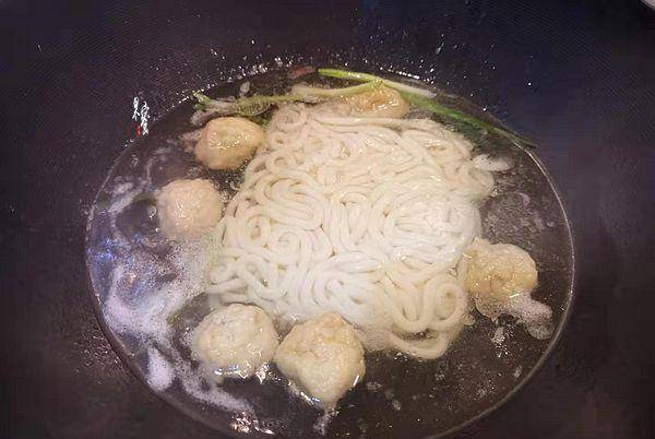 暖胃|天冷，来一份这早餐，汤菜主食皆有，暖胃营养，10分钟可备好上桌