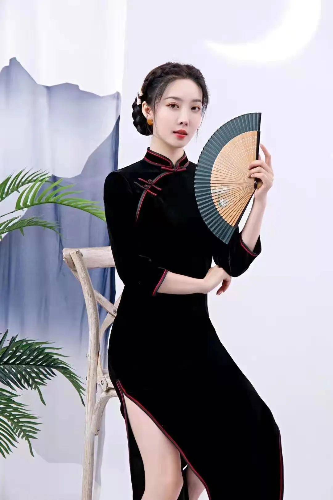 女子|丝绒让你的旗袍更有质感!奢华再添一抹高雅之感,让人迷醉不已!