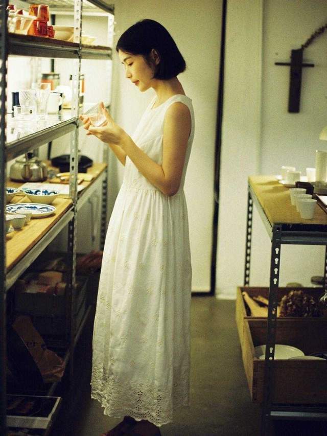 下半身|秋季怎么穿出优雅温柔感？这些穿搭简约大气，百搭又洋气