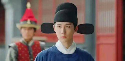 父亲|《玉楼春》:穿上了《红楼梦》的外衣,仍然改不了大女主的窠臼