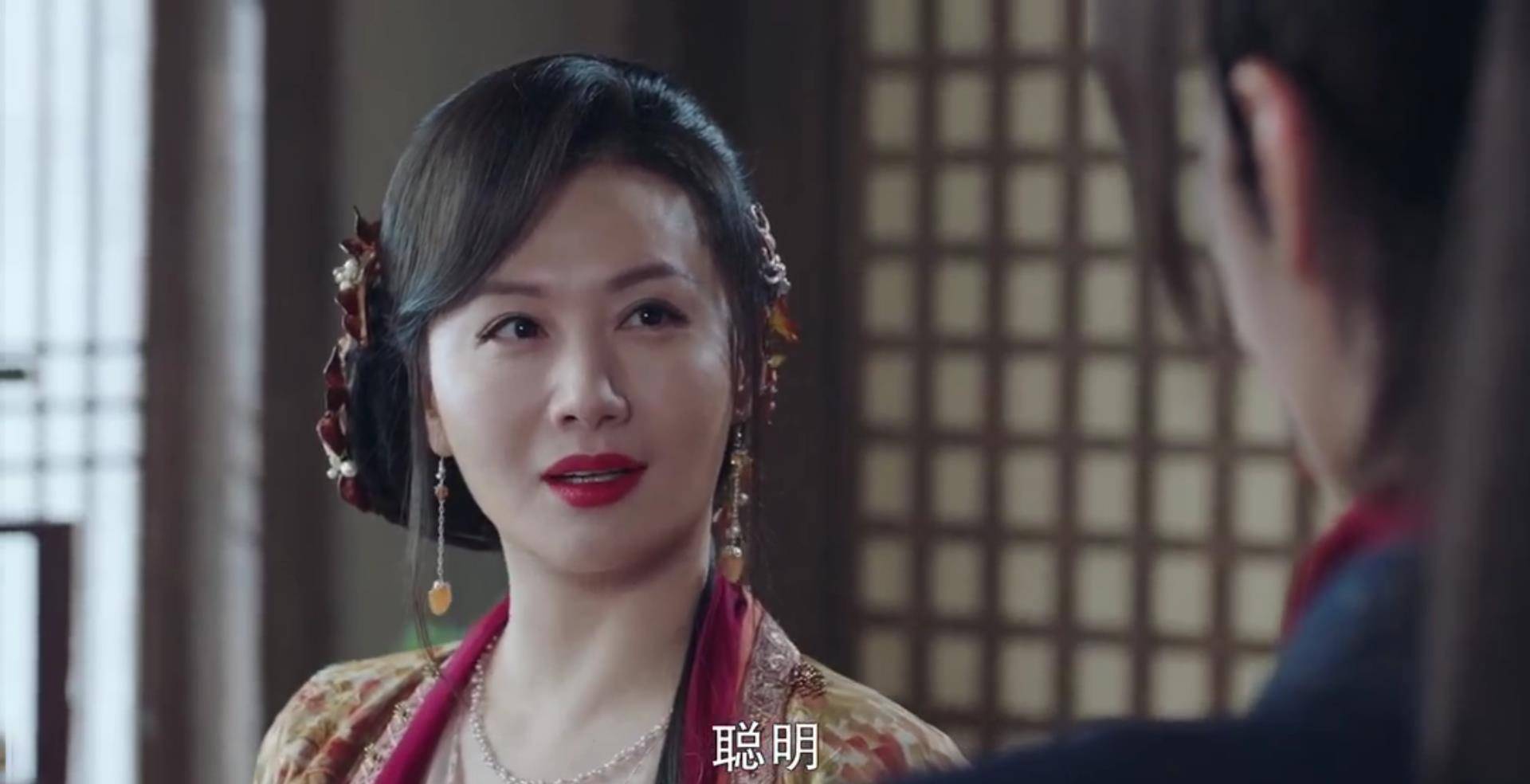 霓裳夫人曾经做了一刀一剑打算送给殷闻岚和李徵.