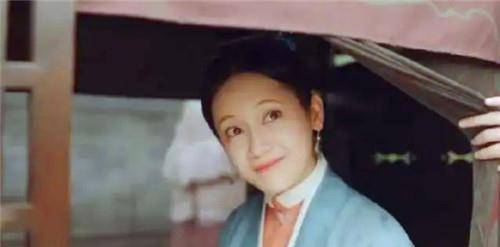 父亲|《玉楼春》:穿上了《红楼梦》的外衣,仍然改不了大女主的窠臼