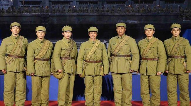 青春片|十一档新片期待值排行：《长津湖》断层第一，影帝张涵予遭受冷遇