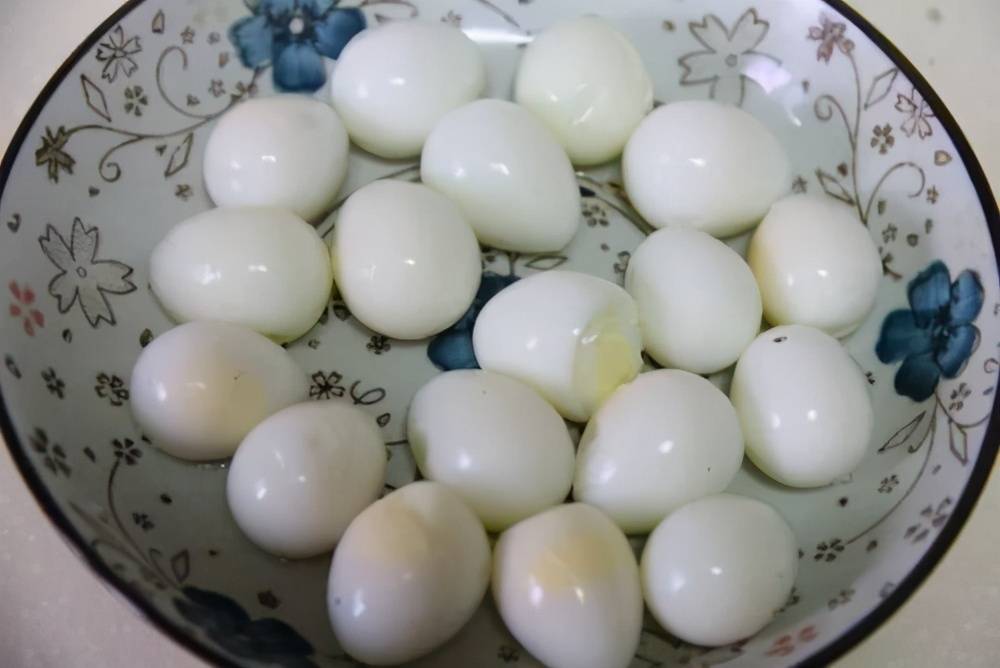煮鸡蛋怎么样煮不烂 ab631bfb4de348a1bc56578f156c02dc.jpeg