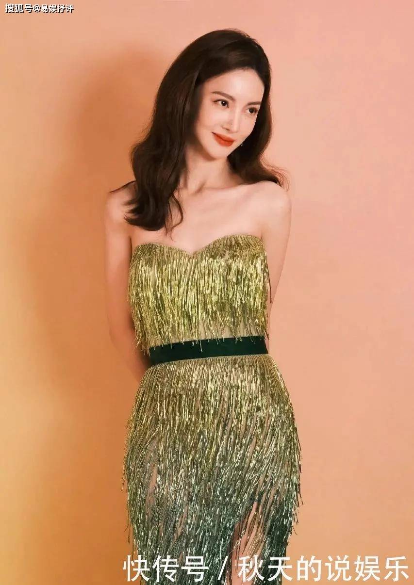 宋佳|美丽得迷人！金晨、宋佳这样打扮美出新高度！