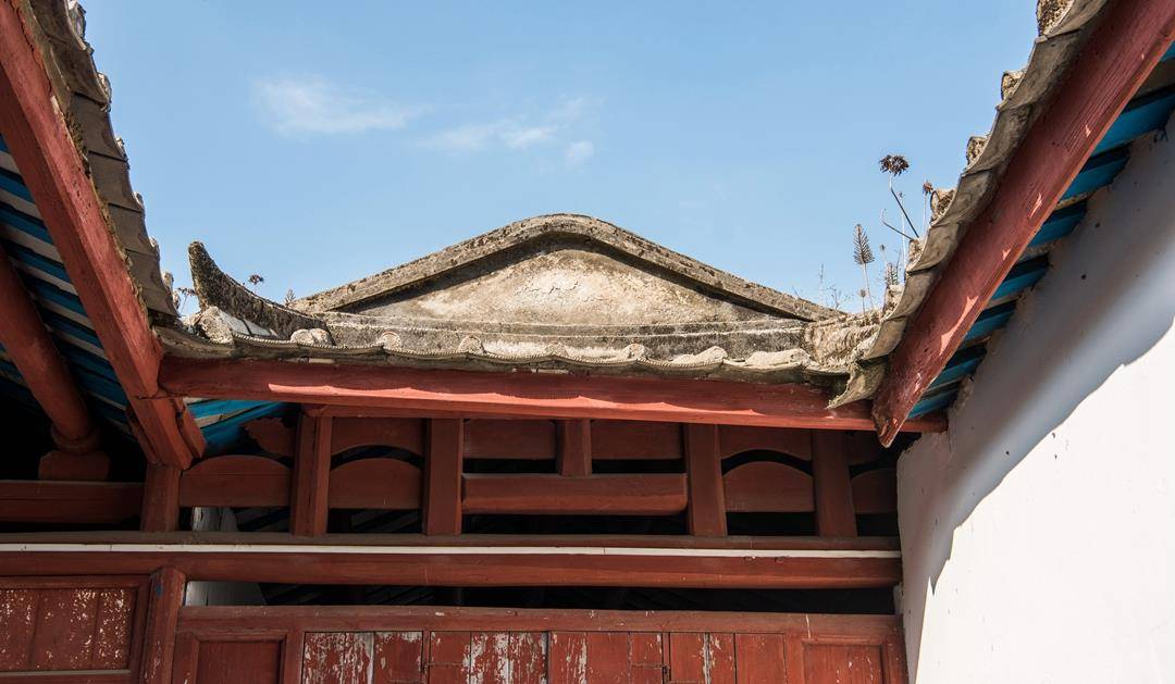 潮汕有座奇特老建筑，外表西化，里面却是古朴的中国风！