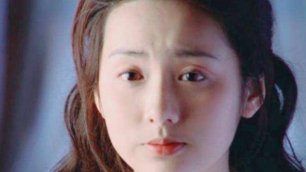 梁小冰|“苦瓜脸”的女星，这几个特征都很明显，拉低颜值低容易显老