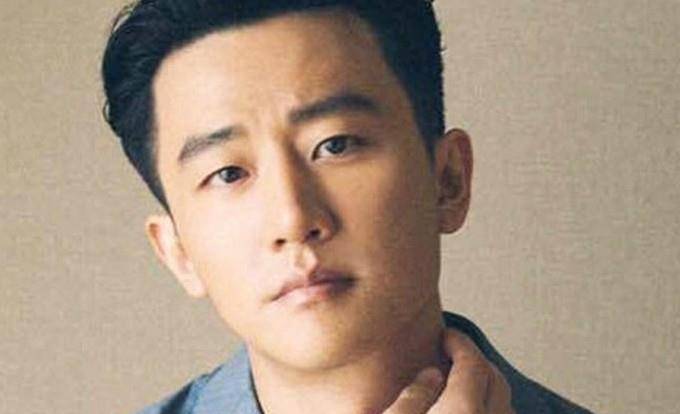 因为|狠人黄轩的逆袭史,从内娱弃子到名导宠儿,6段情史太精彩