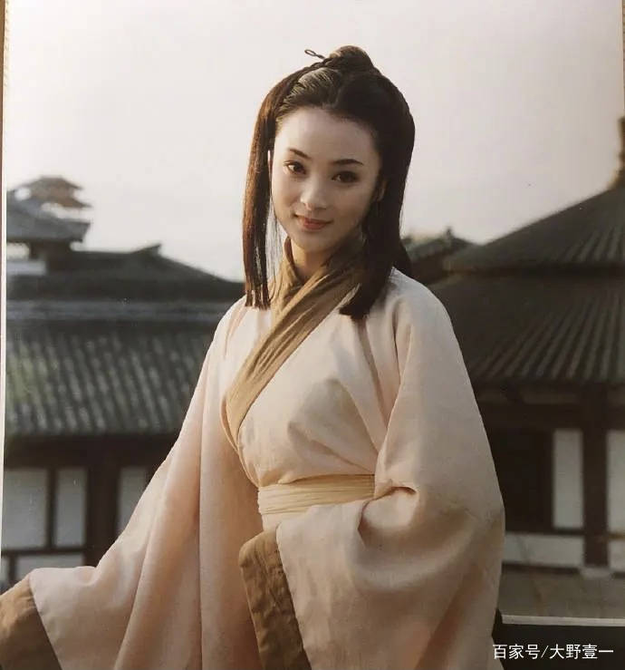 鹅蛋脸|星星眼，鹅蛋脸，古装美女我只服这7位，看她们是如何惊艳四座的